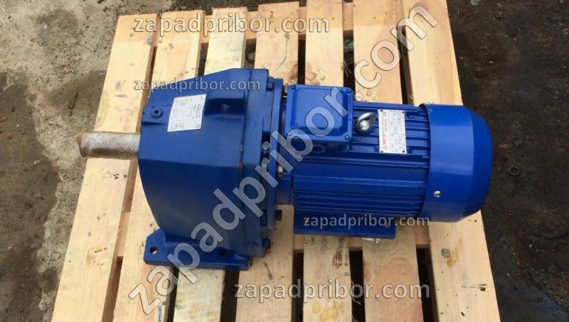 Мотор редуктор МЦ2С-100-45 цилиндрический двухступенчатый, фотография 1.