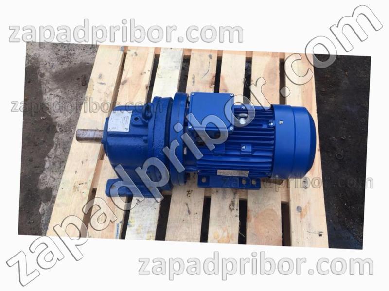 Мотор редуктор МЦ2С-80-140 цилиндрический двухступенчатый, фотография 1.
