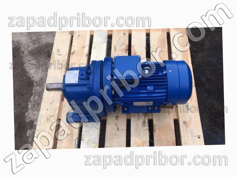 Мотор редуктор МЦ2С-80-28 цилиндрический двухступенчатый, фотография 1.