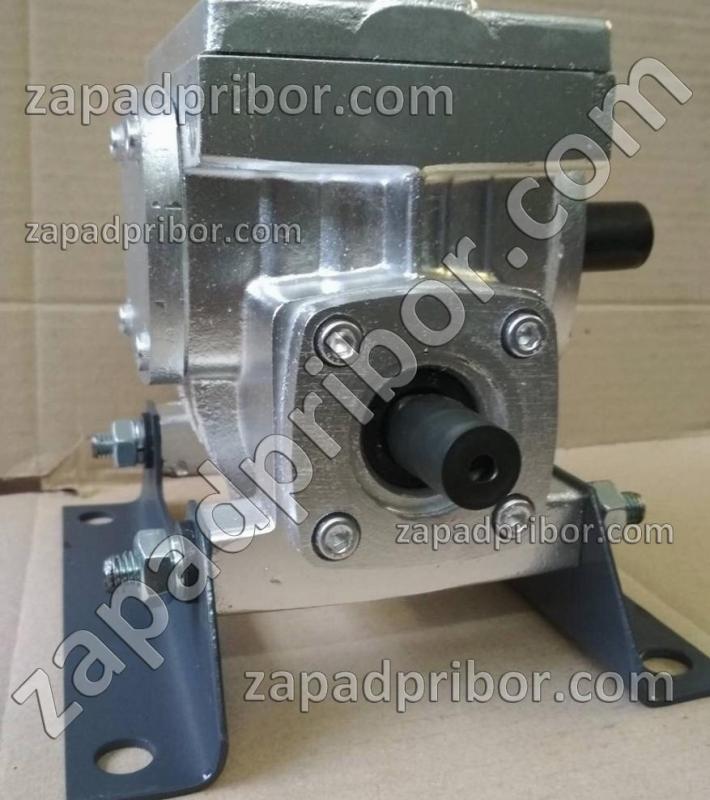 Редуктор 2Ч-40 червячный одноступенчатый, фотография 1.