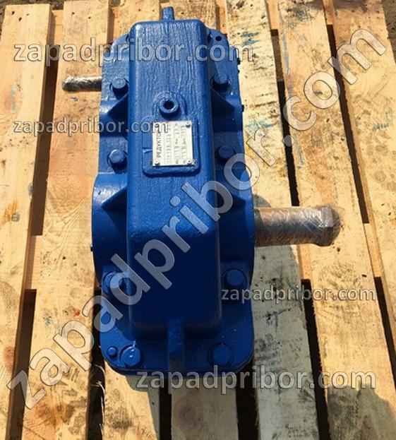 Редуктор Ц2У-160-40 цилиндрический двухступенчатый, фотография 1.